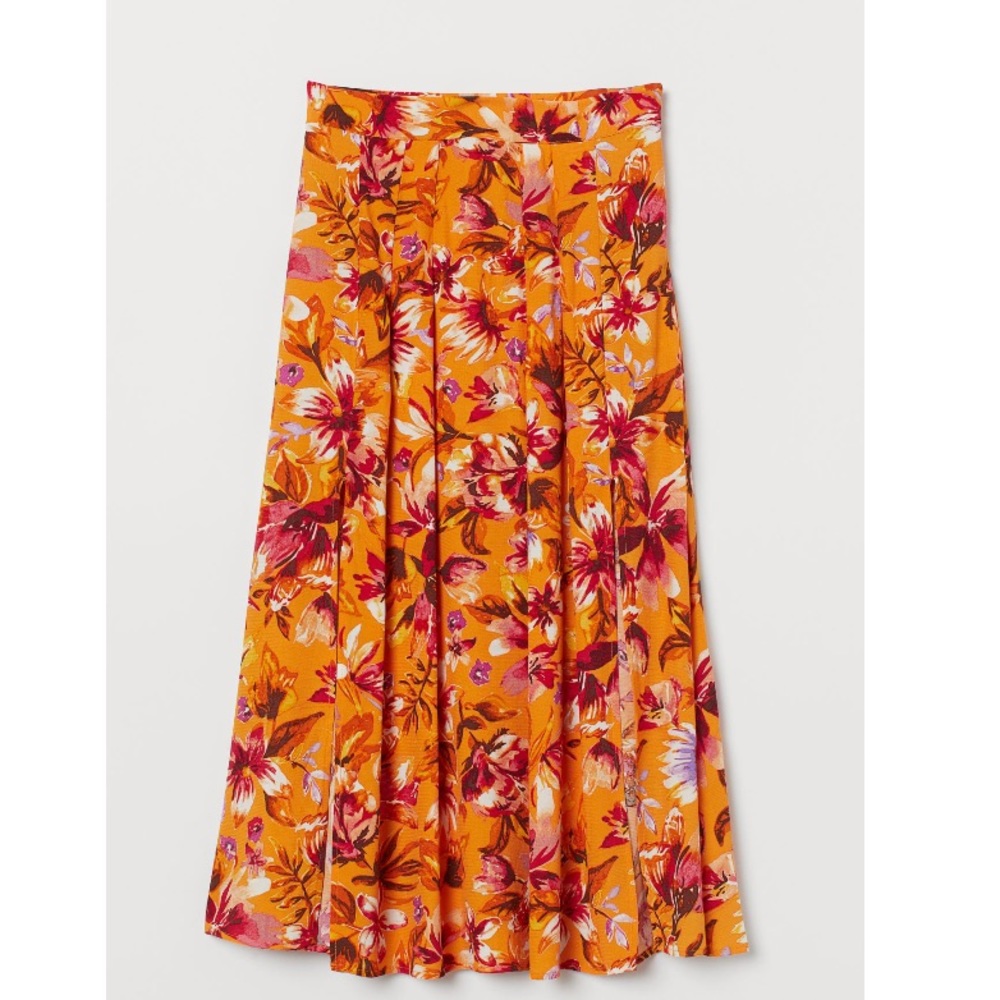 Floral and pleated midi skirt with dual slits